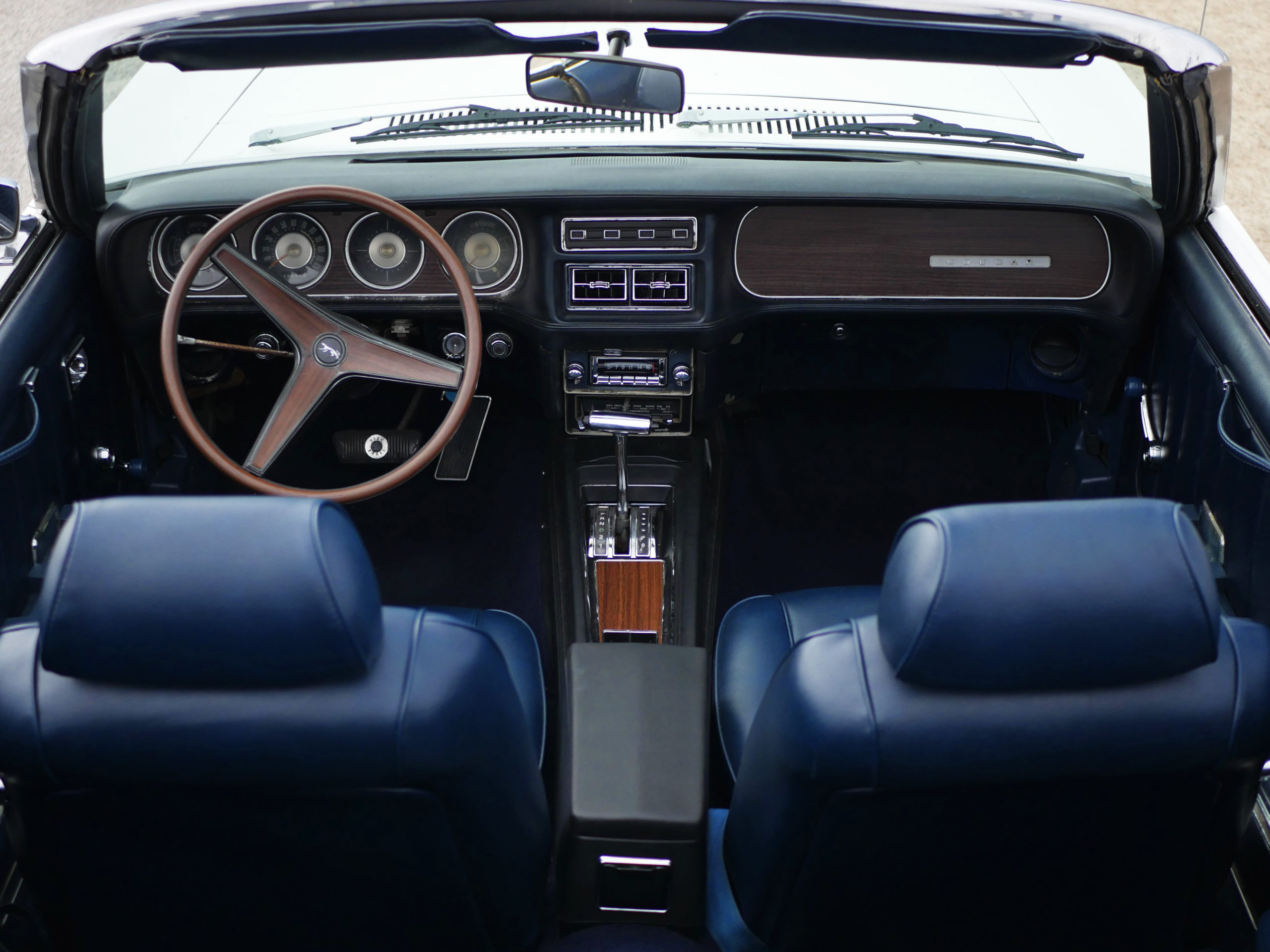 1969-mercury-cougar-dash-interior-monterey-touring-vehicles