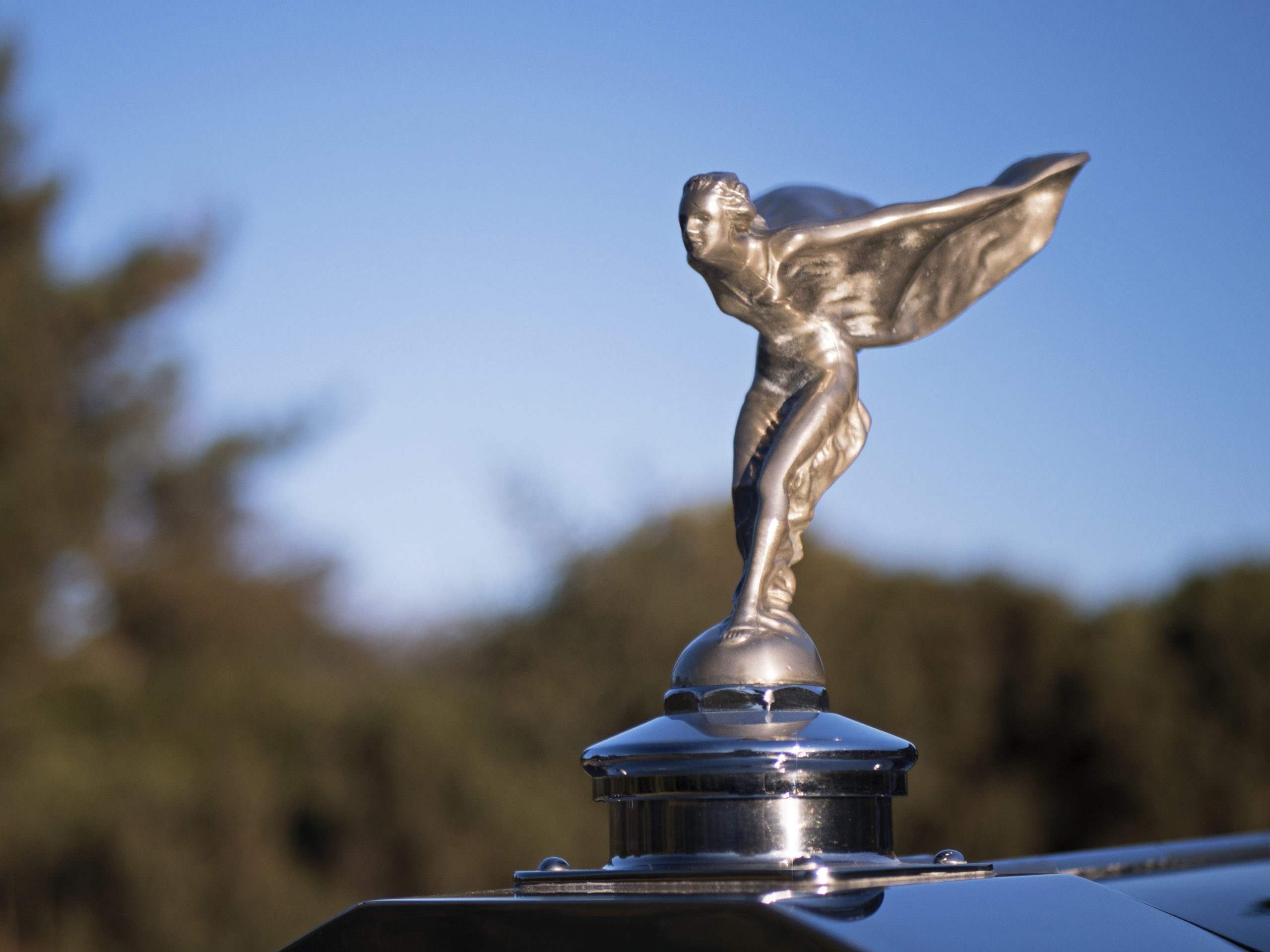 Rolls-royce-symbol-monterey-touring-vehicles