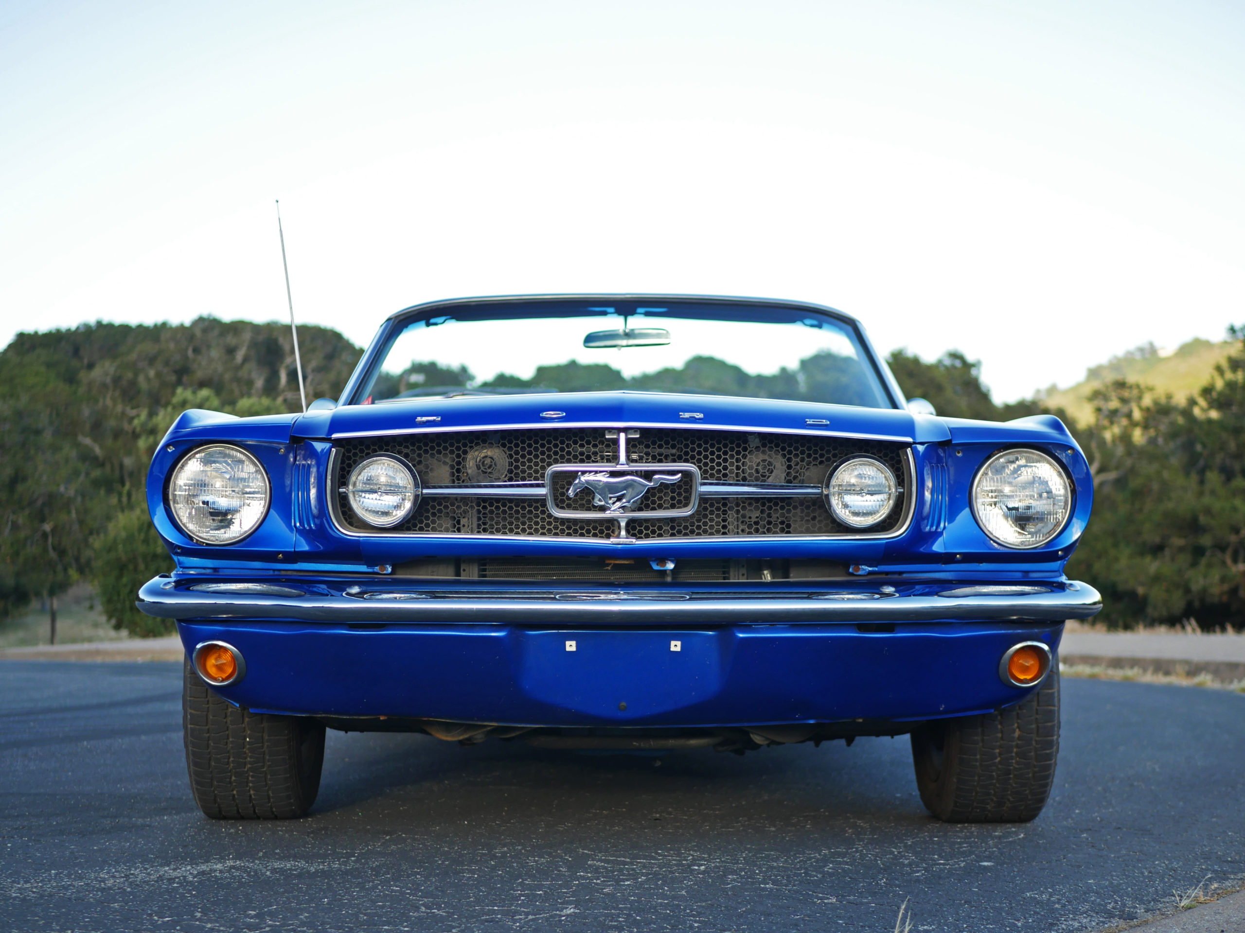 ford-mustang-blue-monterey-ca-monterey-touring-vehicles